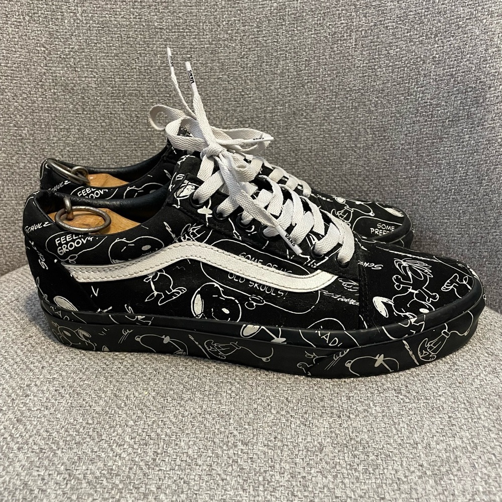 VANS- 2017 Vans Peanuts x Old Skool 'Snoopy' unisex men’s 7/ woman’s 9.5 - Picture 3 of 7